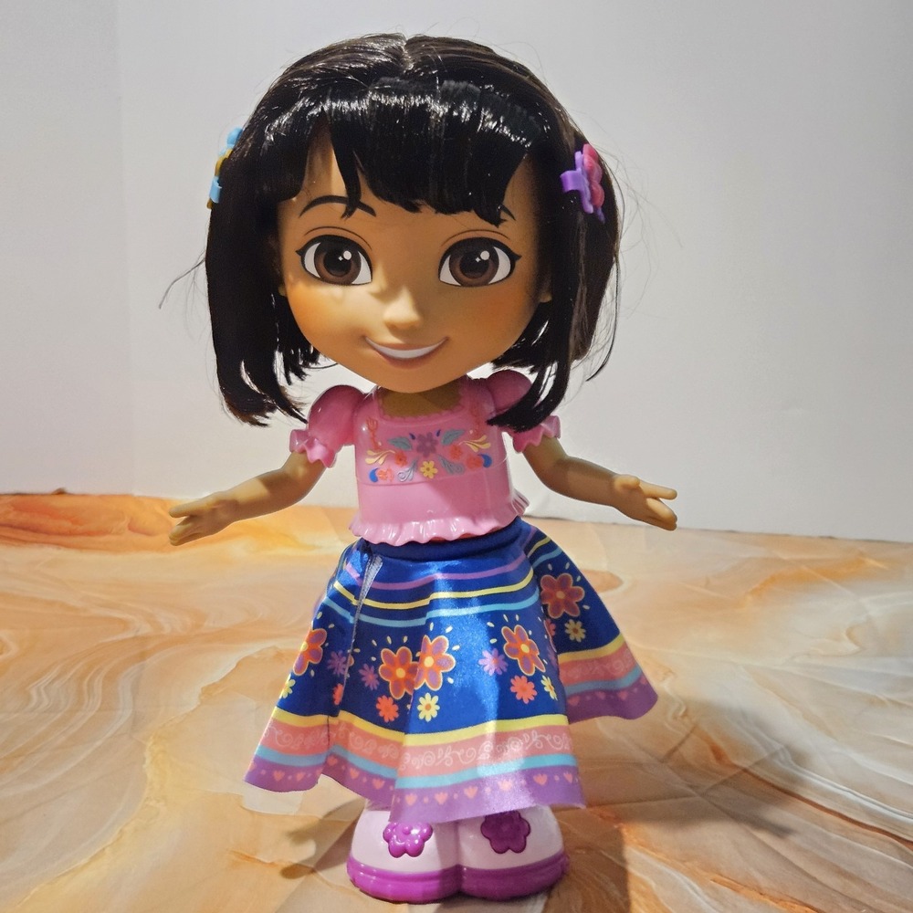Dora the Explorer Dance With Me Dora Interactive Dancing Doll Tested Works